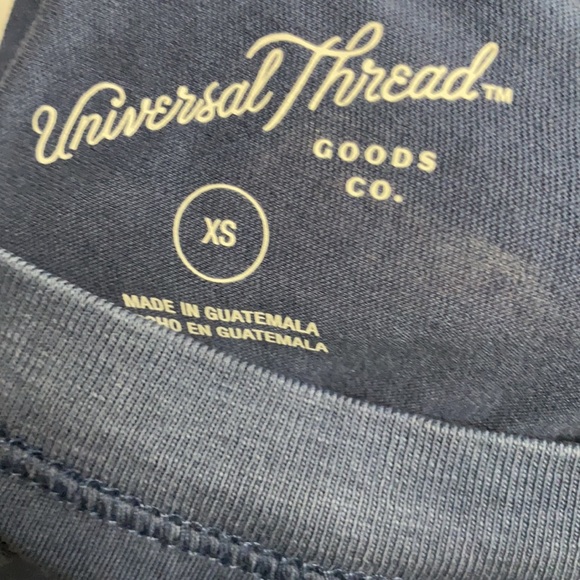 Universal Thread Navy Blue Short Sleeved Tee XS NEW - Picture 5 of 6